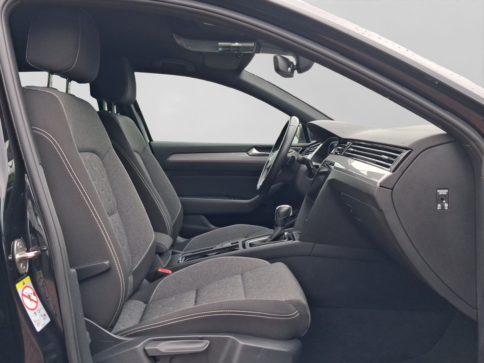 Volkswagen Passat Variant 2.0 TDI DSG R-LINE IQ KAMERA AHK foto 4