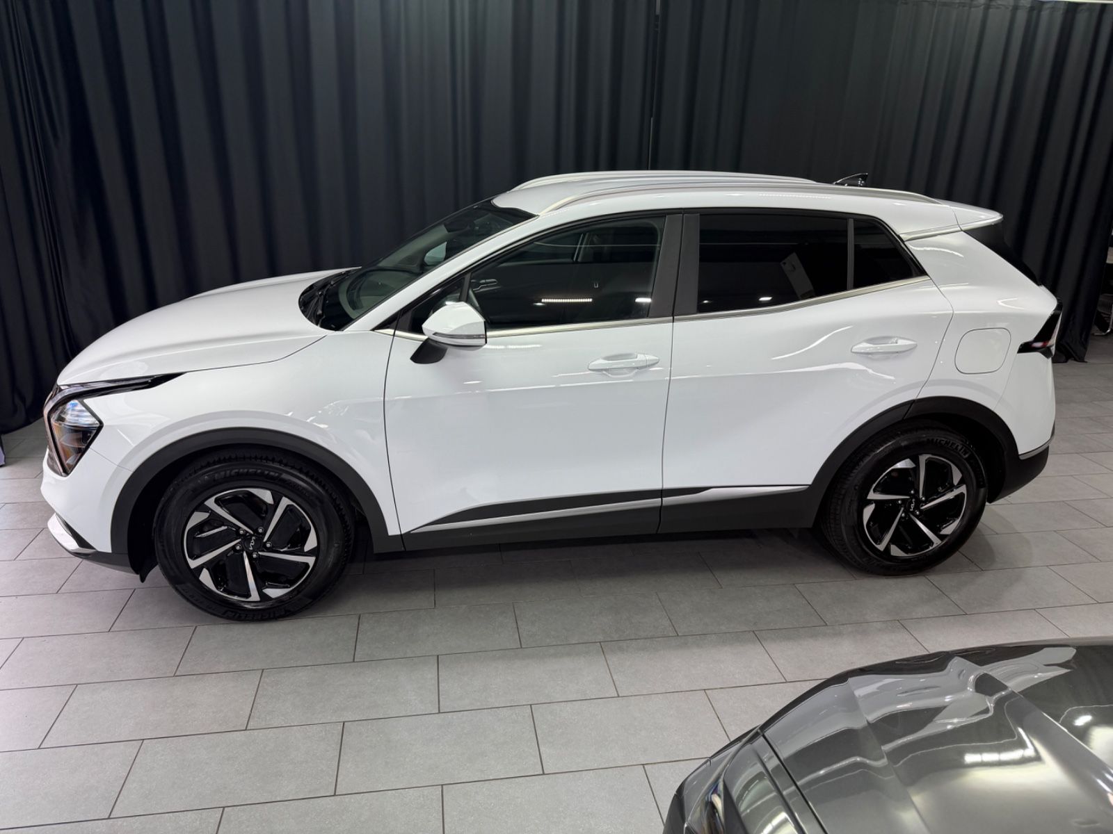 Fahrzeugabbildung Kia Sportage 1.6 T-GDI Vision DCT 4WD |LED|RF-CAM