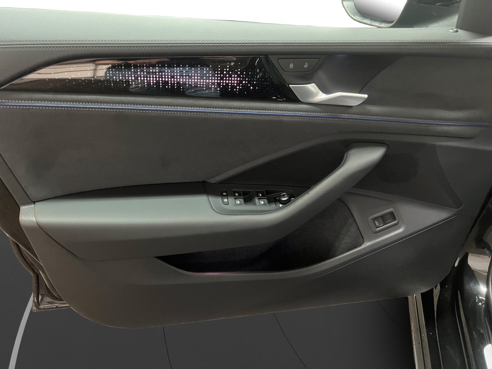 Volkswagen Passat Variant - Bild 10