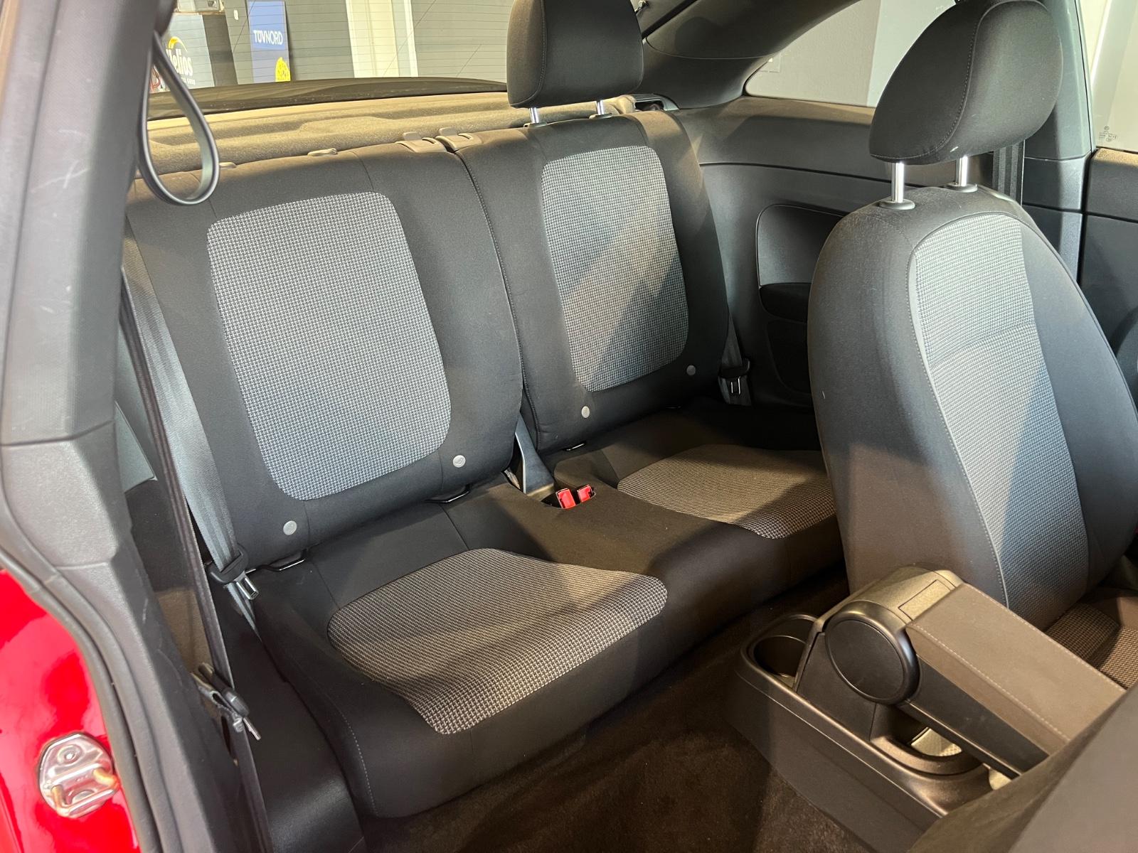 Volkswagen Beetle 2.0 TSI DSG BMT R-Line