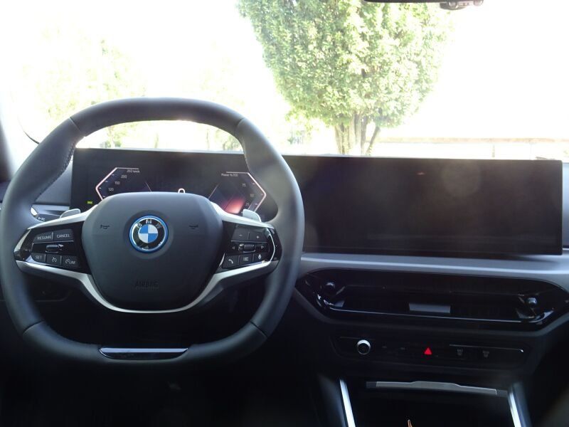 BMW 330 - Bild 8