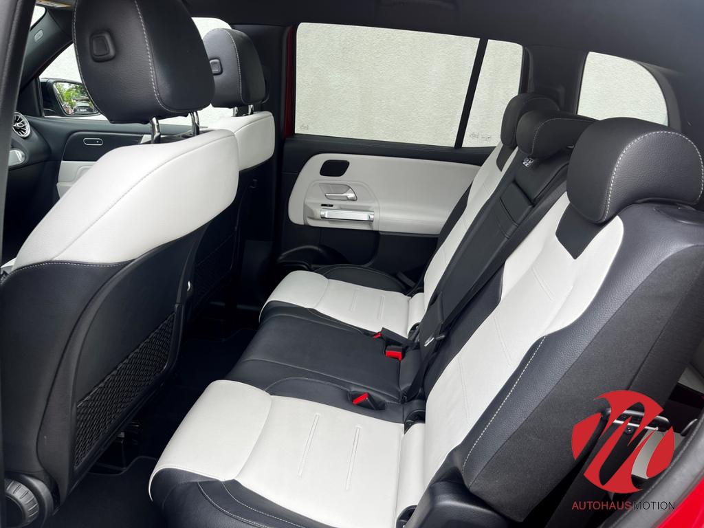 Mercedes-Benz GLB 220