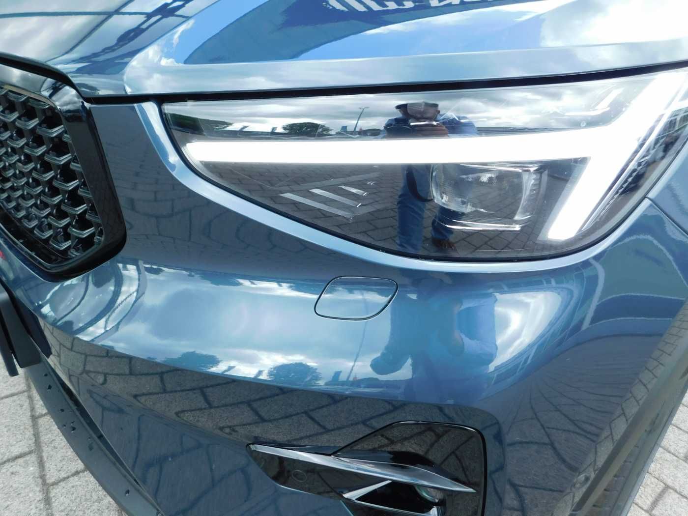 Fahrzeugabbildung Volvo XC40 B3 Plus Black Edition
