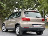 Volkswagen Tiguan Trendline 2.0 TDI*1.Hand*Navi*AHK*Klima - Volkswagen Tiguan Trendline mit Diesel-Antrieb