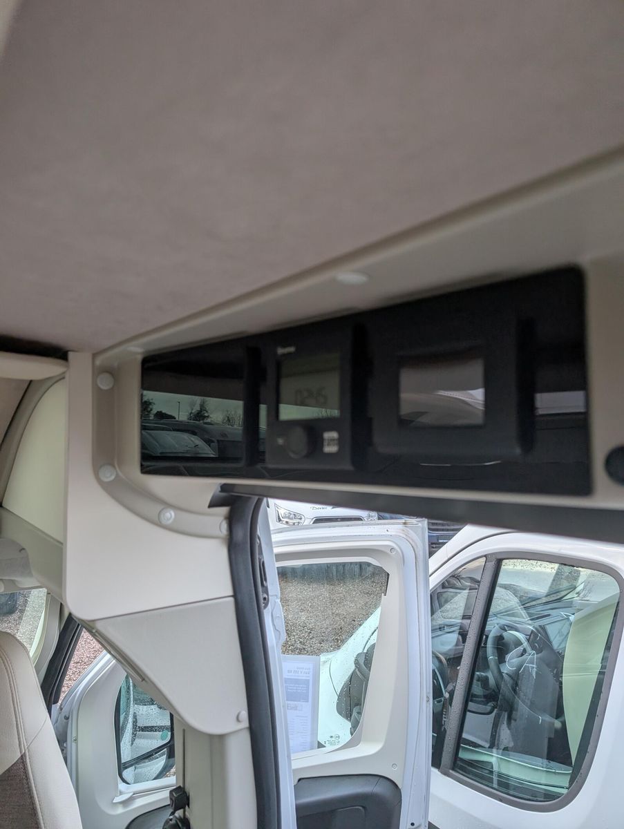 Fahrzeugabbildung Eura Mobil Van V 595 HB Markise, Automatik, Fahrassistenzp.