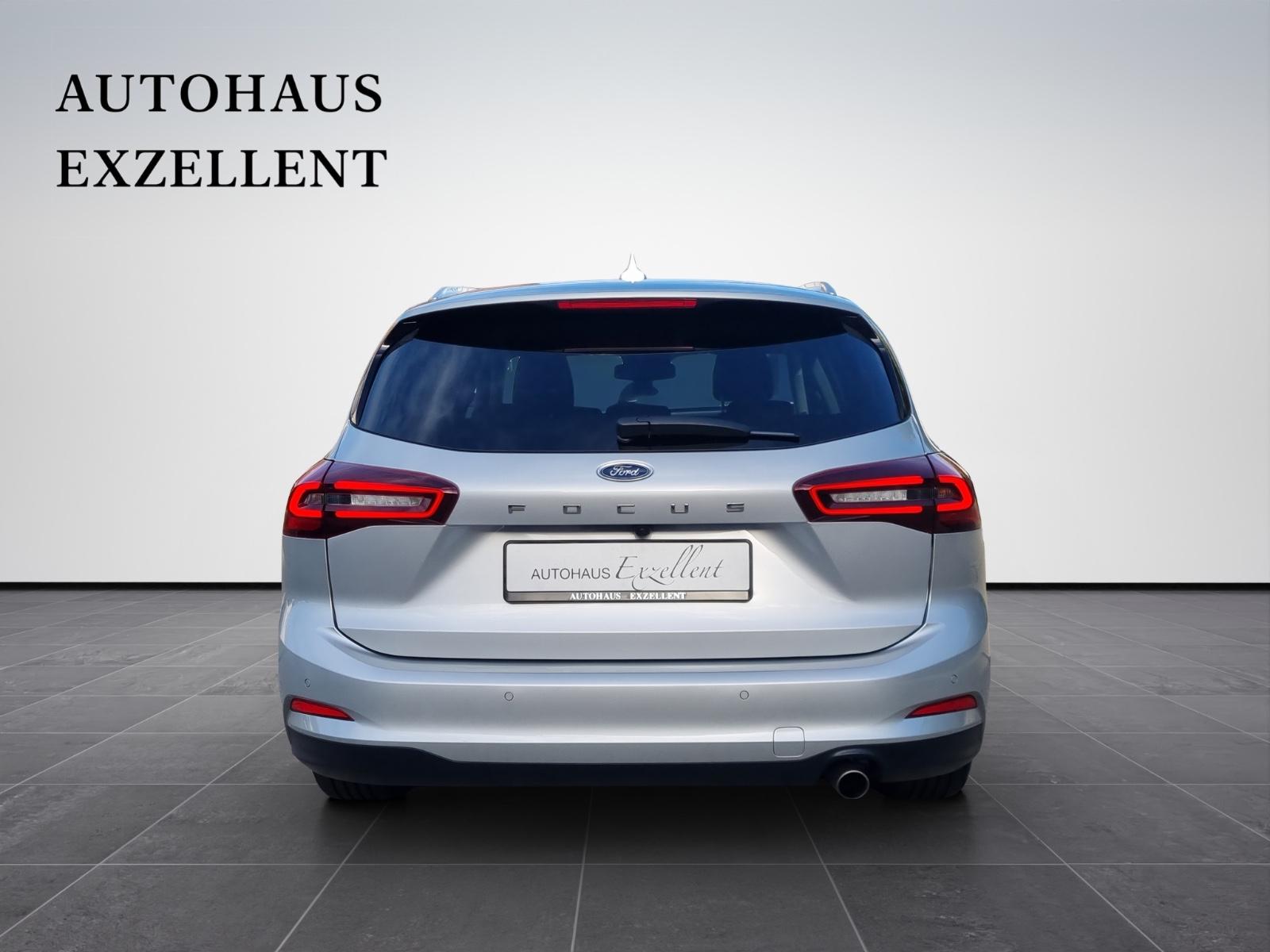 Ford Focus Turnier Titanium X*LED*1HD*ALU*ACC*PDC*SHZ