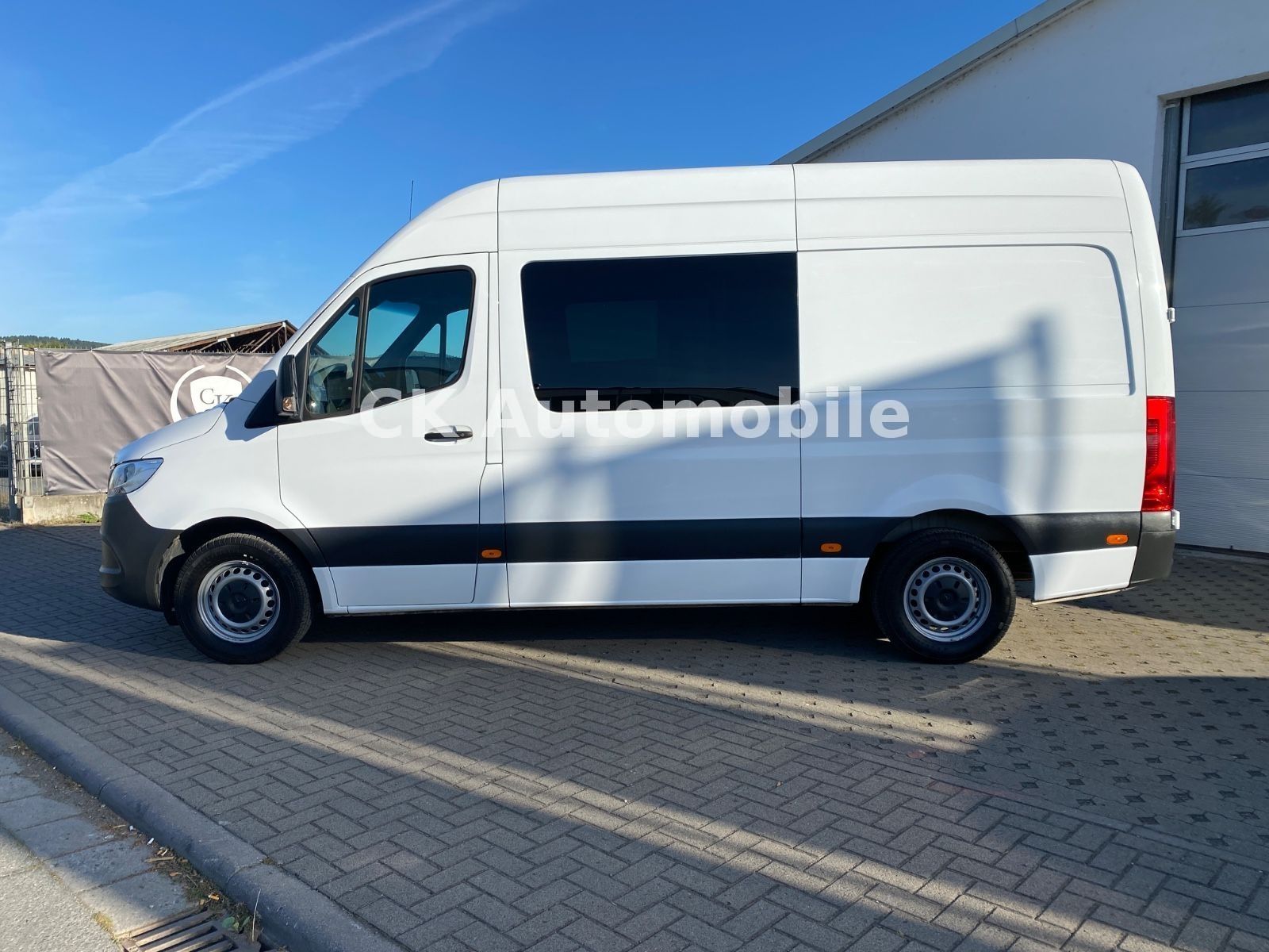 Fahrzeugabbildung Mercedes-Benz Sprinter III Kasten 316 RWD Mixto Autom./5 Sitze