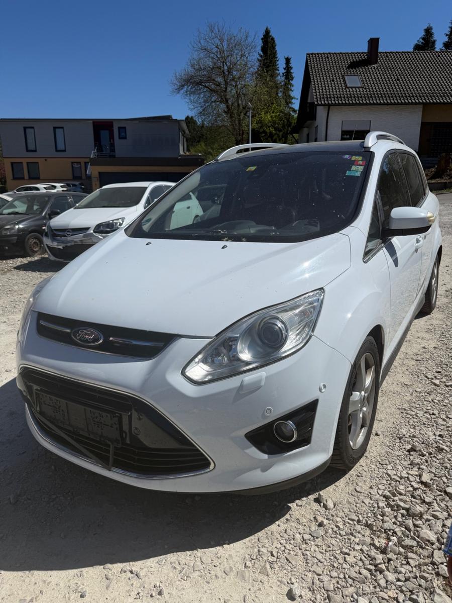 Ford Grand C-MAX Titanium