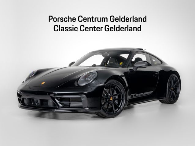 Porsche 911 Carrera T - SportDesign - Ziernähte Gelb