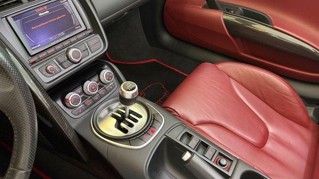 AUDI R8 SPYDER 4.2 FSI QUATTRO