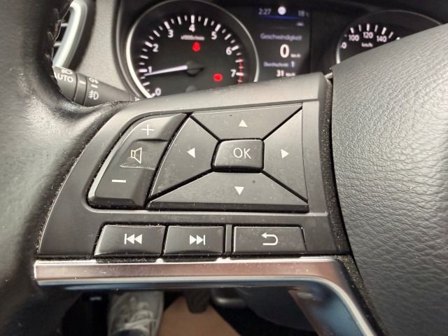 Fahrzeugabbildung Nissan Qashqai 1.3 DIG-T N-Connecta PGD+WP*18`+AHK