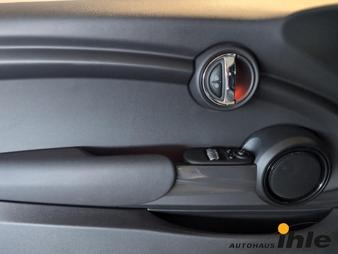 MINI Cooper 1,5 BLUETOOTH+AMBIENTEBELEU.+SPORTSITZE