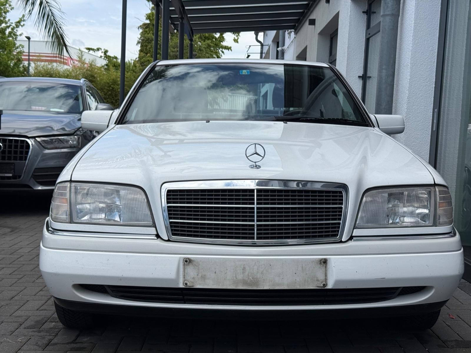 Mercedes-Benz C 180 Elegance/Leder/Schiebedach/H-Kenzeichen