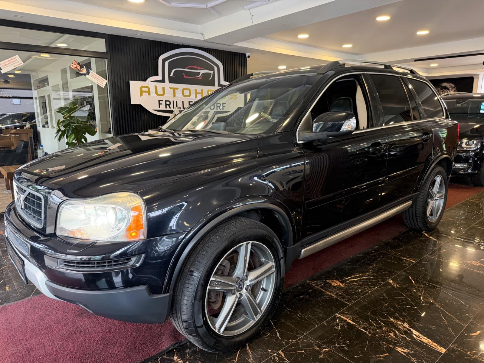 Volvo XC 90 D5 Sport VOLLAUSSTATTUNG/2.HAND/7 SITZER!!