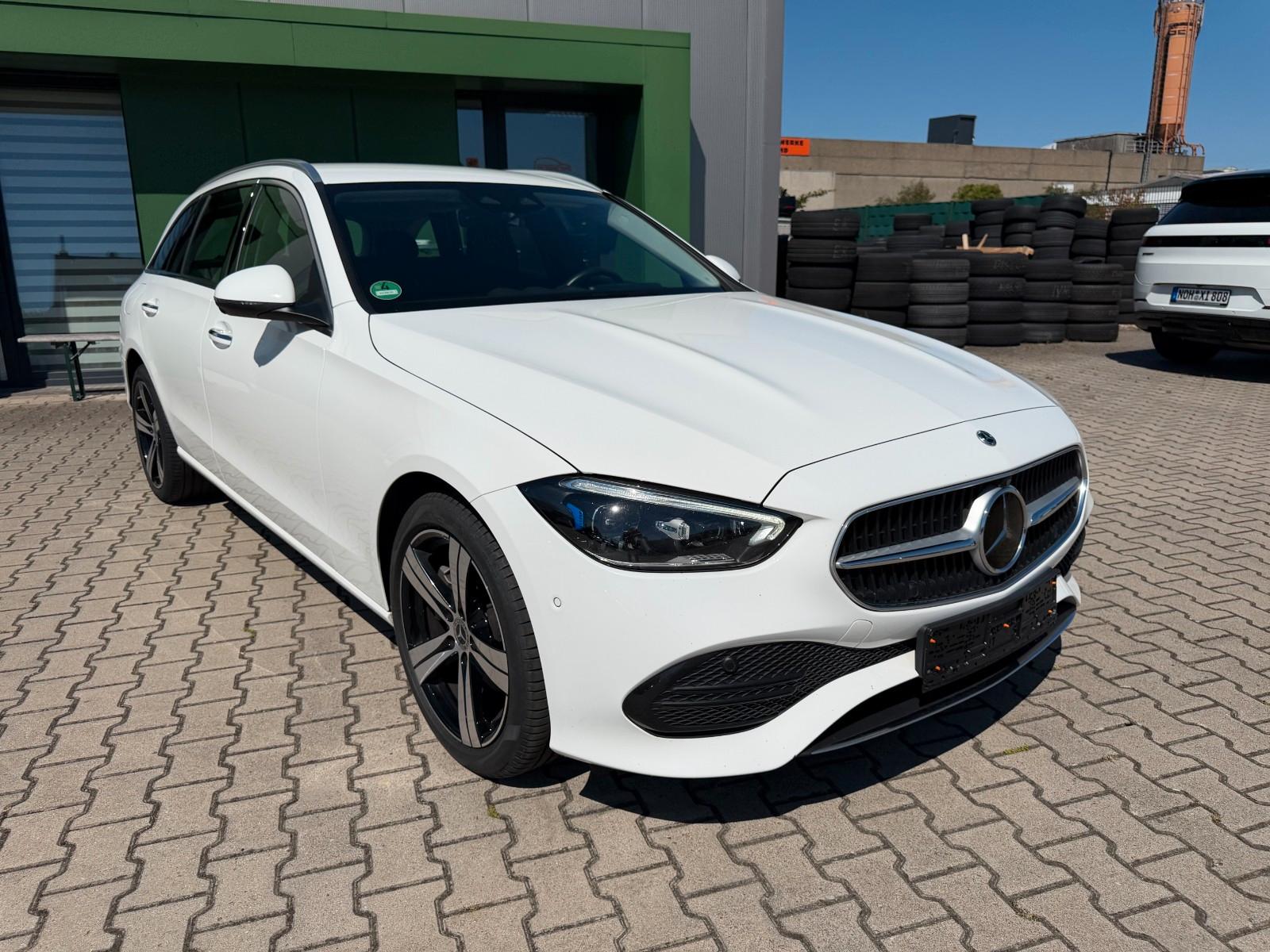 Mercedes-Benz C220d 4M*HeadUp*DigitalLight*Memory-Pak*360°Kam
