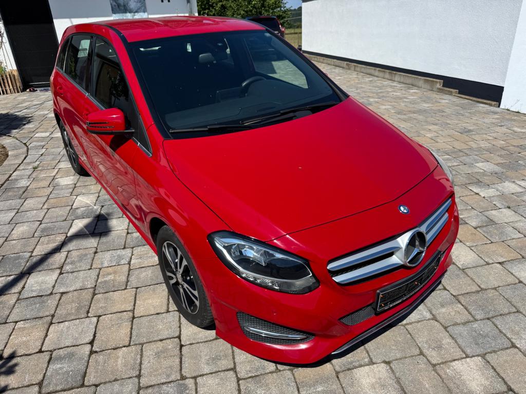 Mercedes-Benz B 200