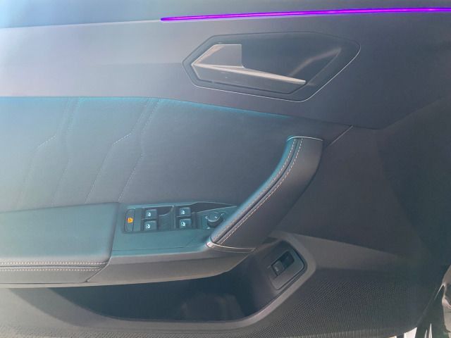 CUPRA Leon Sportstourer 1.5 eTSI DSG KAMERA