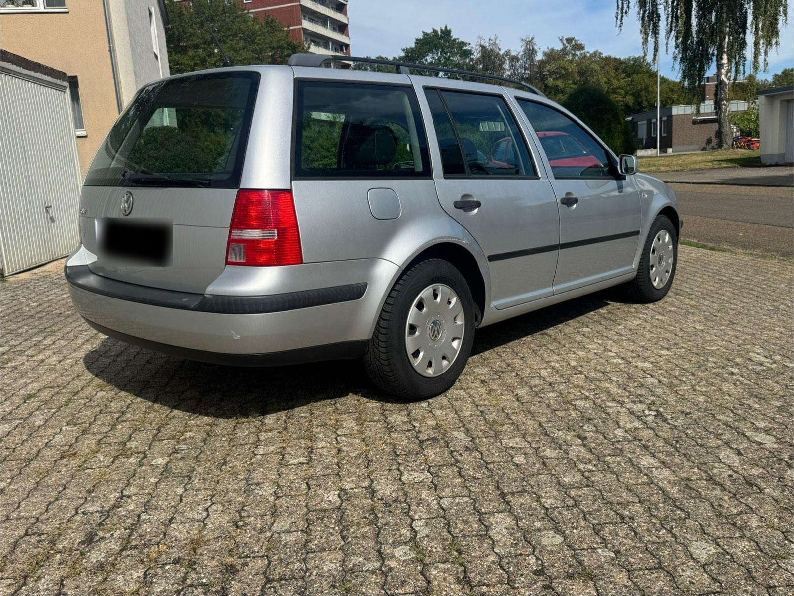 Volkswagen Golf, 2004
