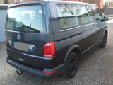 Volkswagen T6 Caravelle 2.0TDI,110KW,9 Sitzen,1Hand,99985km - blaue Volkswagen T6 Caravelle