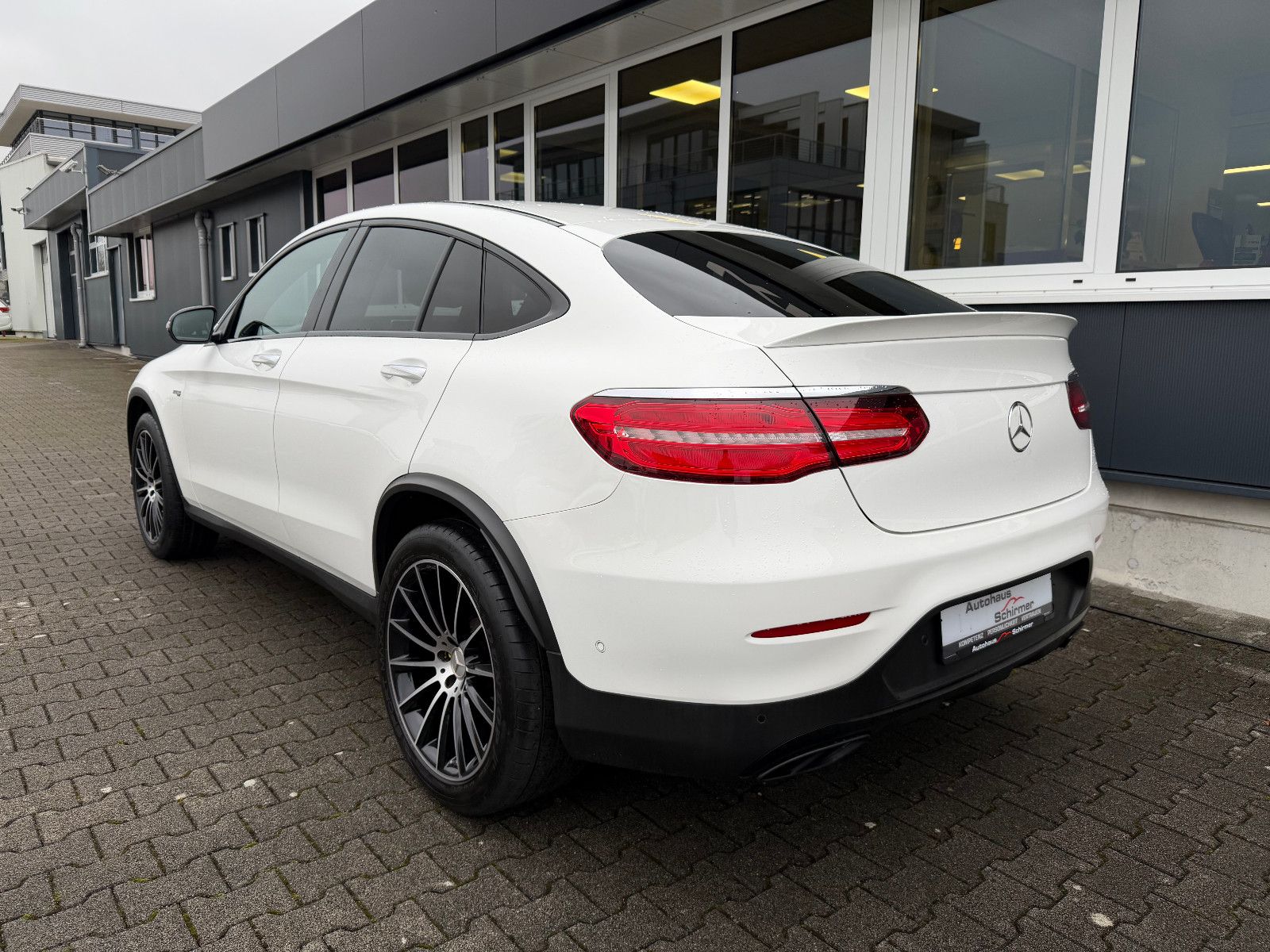 Fahrzeugabbildung Mercedes-Benz GLC43 AMG Coupe 4Matic
