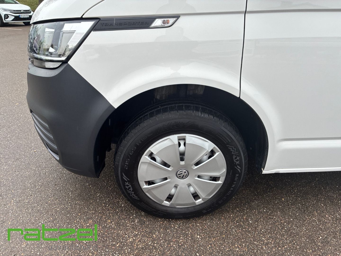 Fahrzeugabbildung Volkswagen T6.1 Kombi KR 2.0 TDI -Sitzer AHK DAB Notbremsas