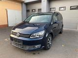 Volkswagen Touran Comfortline AUTOMATIK PANO 7 SITZER - gebrauchte VW Touran aus dem Jahr 2011
