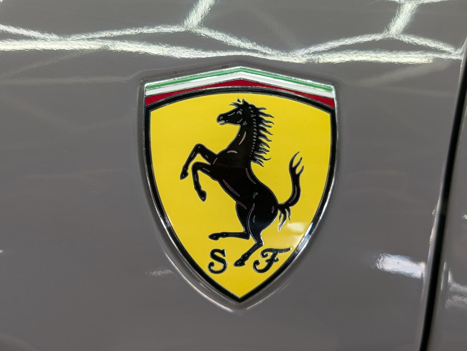 Fahrzeugabbildung Ferrari 458 Italia Racing Seats Carbon CRPK F1 CAM 20"