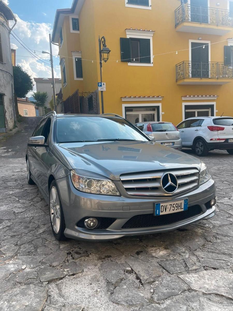 Mercedes-Benz C220, 2010