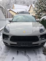Porsche Macan - - - Porsche: Beige