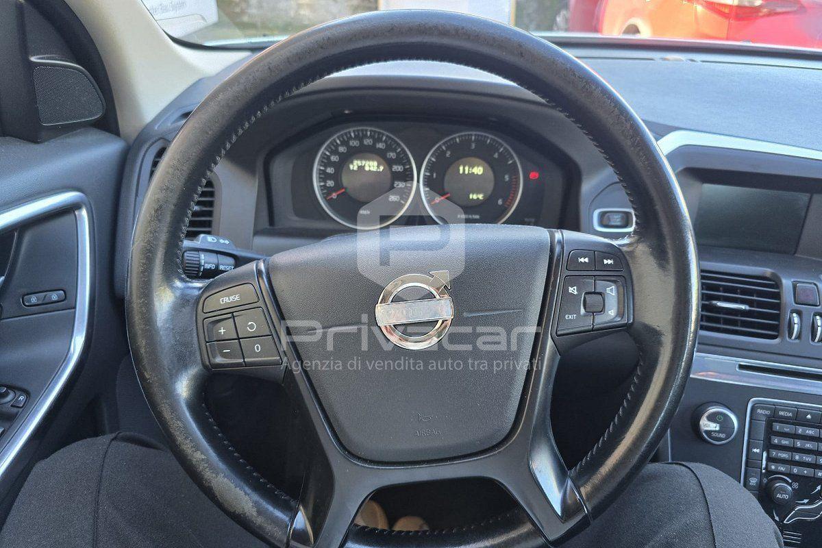 Volvo XC60 2011 — photo 14