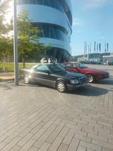 Mercedes-Benz Liebhaberstück e220 Cabrio - Mercedes-Benz Gebrauchtwagen von 1993