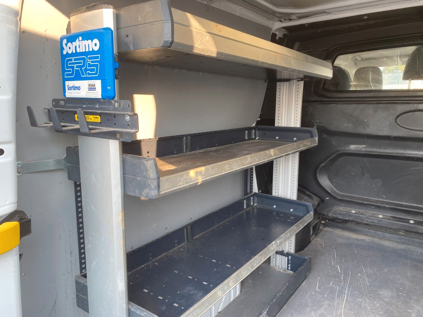 Fahrzeugabbildung Ford TransitCustom,DOKA320 L2Trend,6-Sitzer,AHK,StH