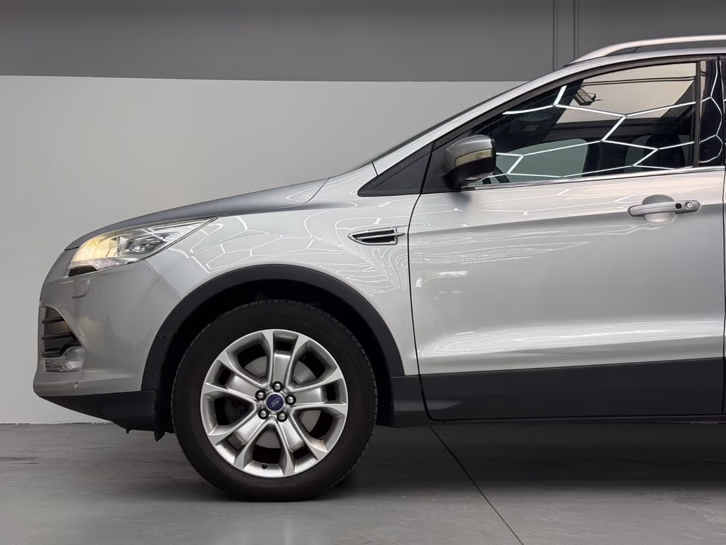 Ford Kuga Titanium, Foto 5 von 45