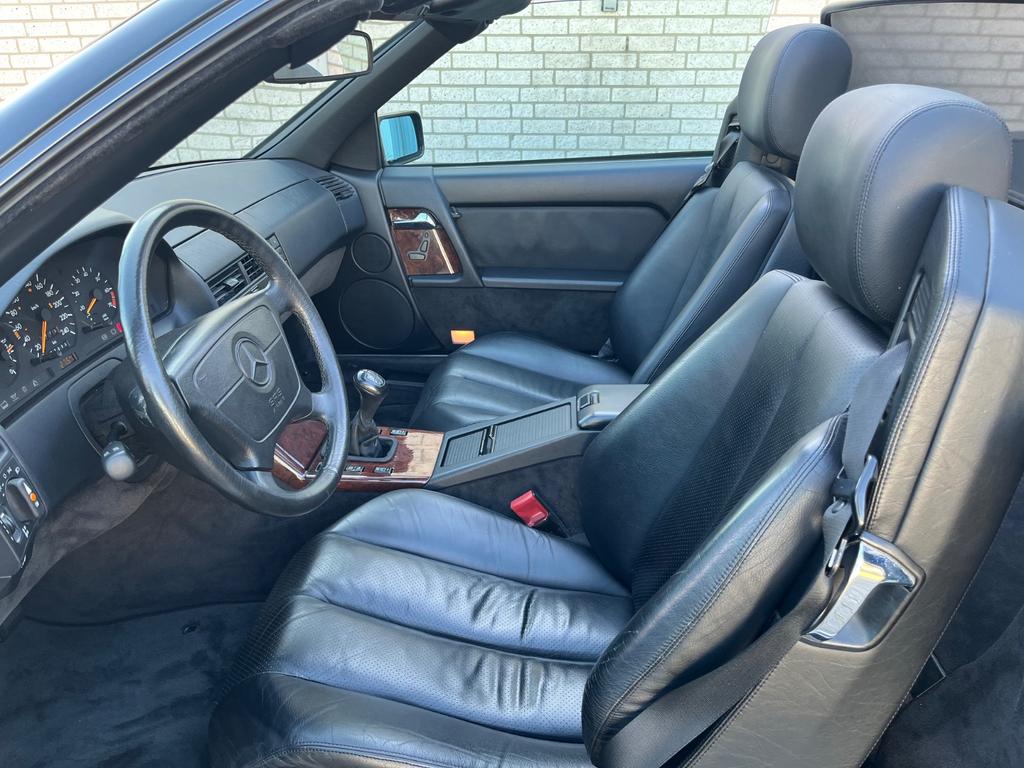 Mercedes-Benz SL 300