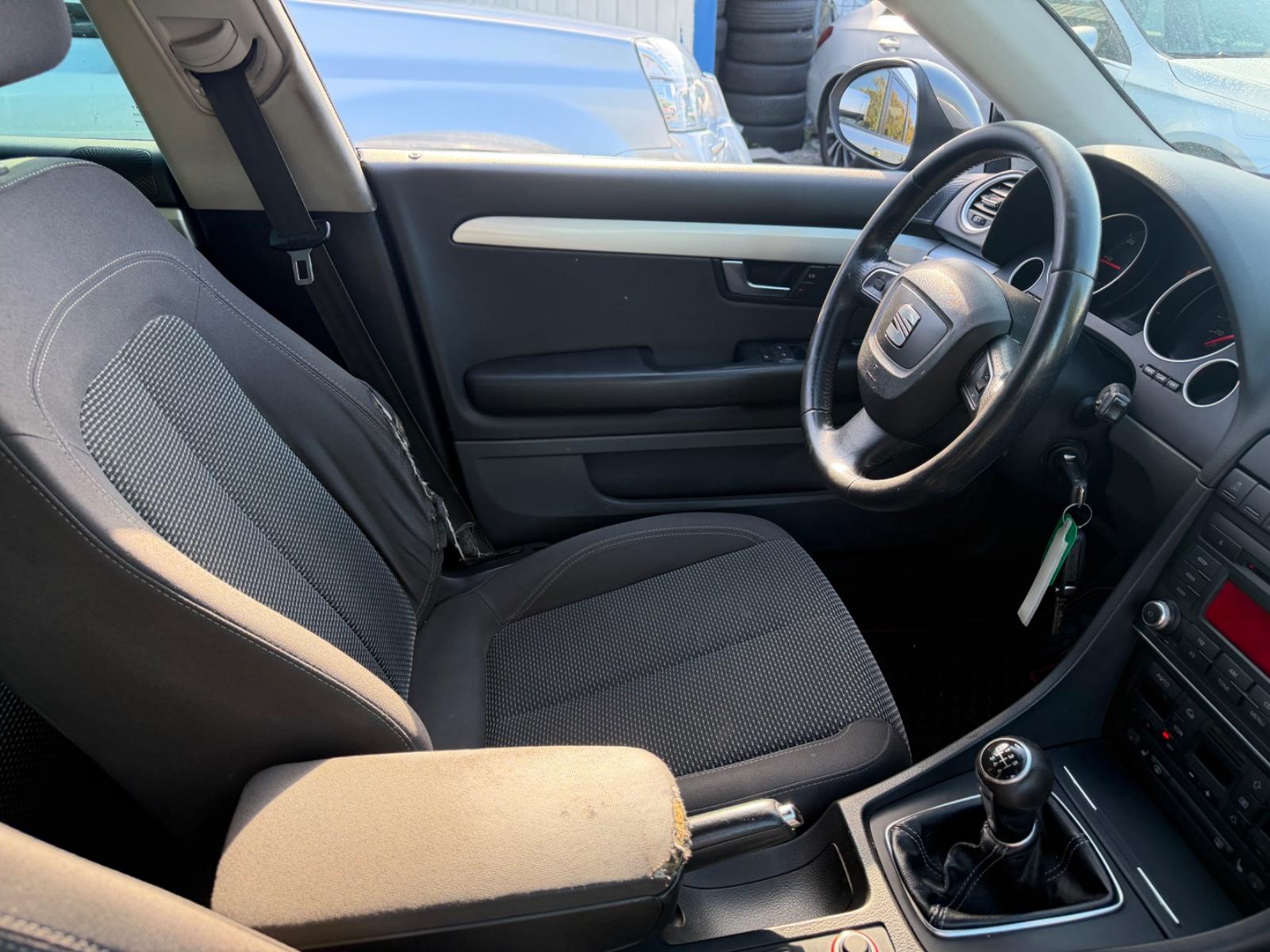 Seat Exeo 2013 — photo 13