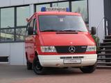 Mercedes-Benz Sprinter 210 D Feuerwehr 8-Sitzer - : Kleinbus, Feuerwehr