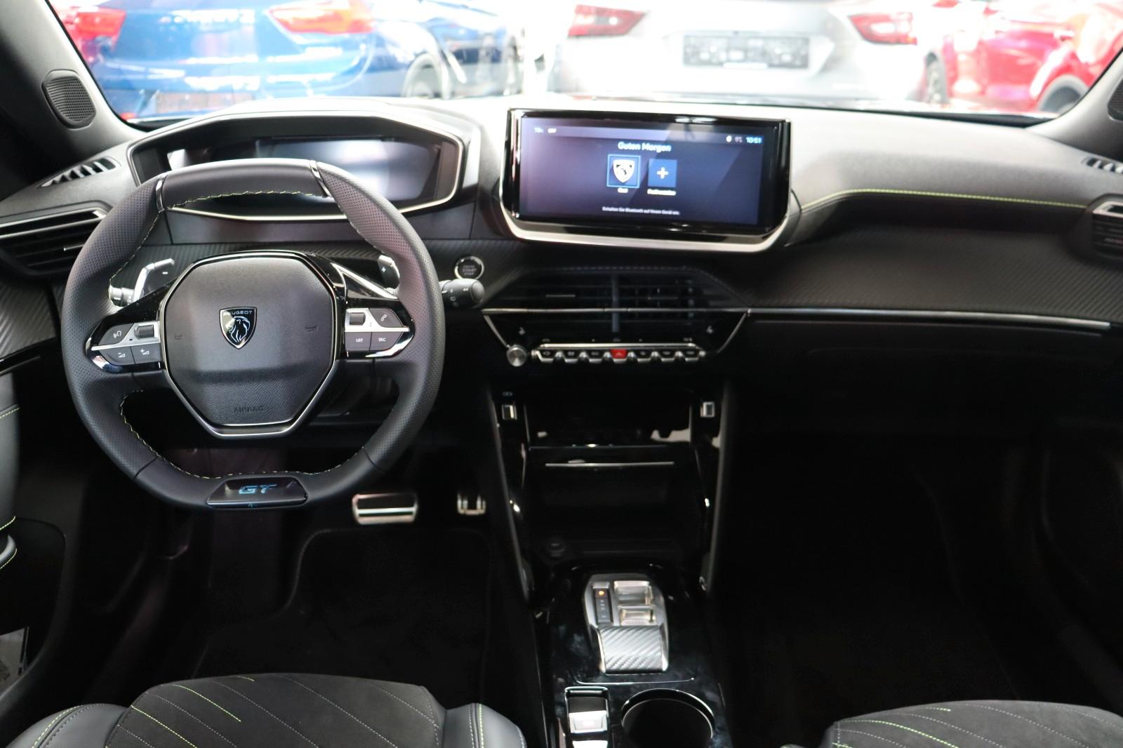 Peugeot 2008 GT HYBRID 145 e-DSC6 Alcantara 360° Schiebe