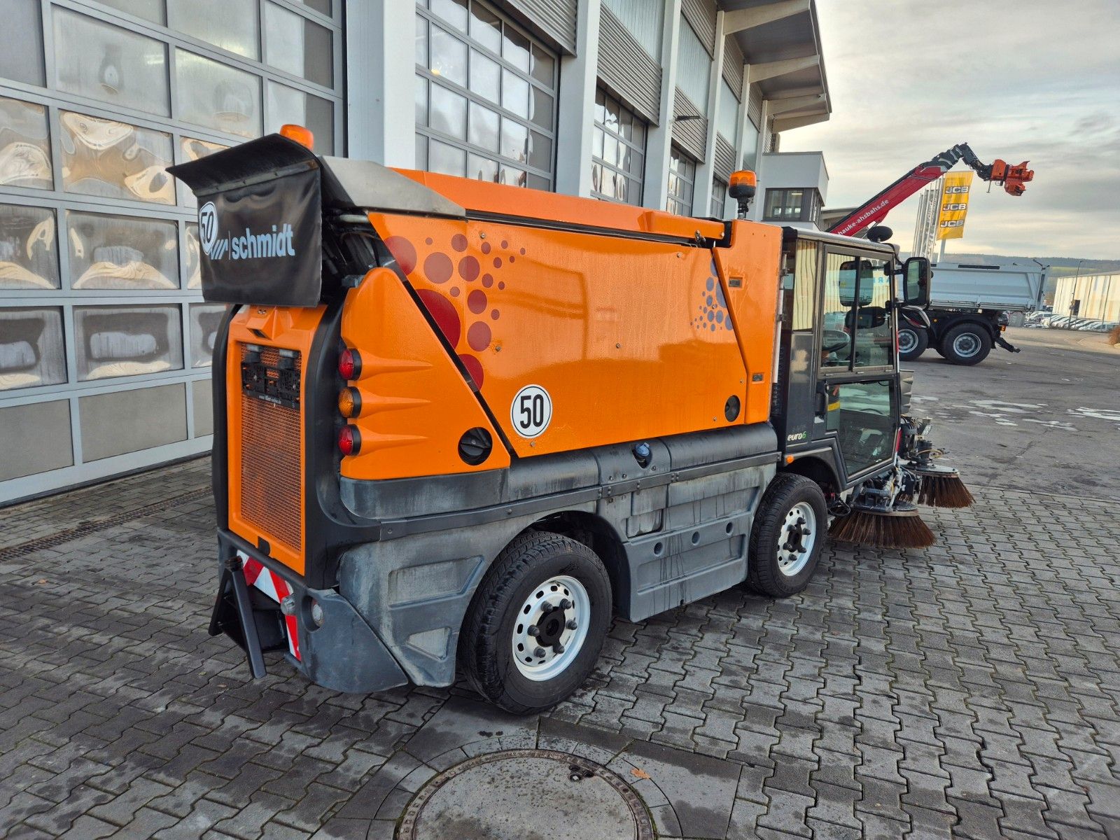 Fahrzeugabbildung Schmidt Swingo Compact 200+ Winterdienst Klima