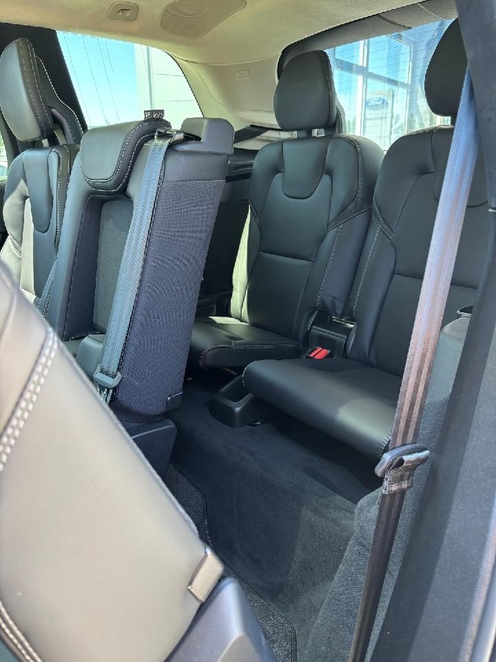 Fahrzeugabbildung Volvo XC90 Ultimate Bright AWD