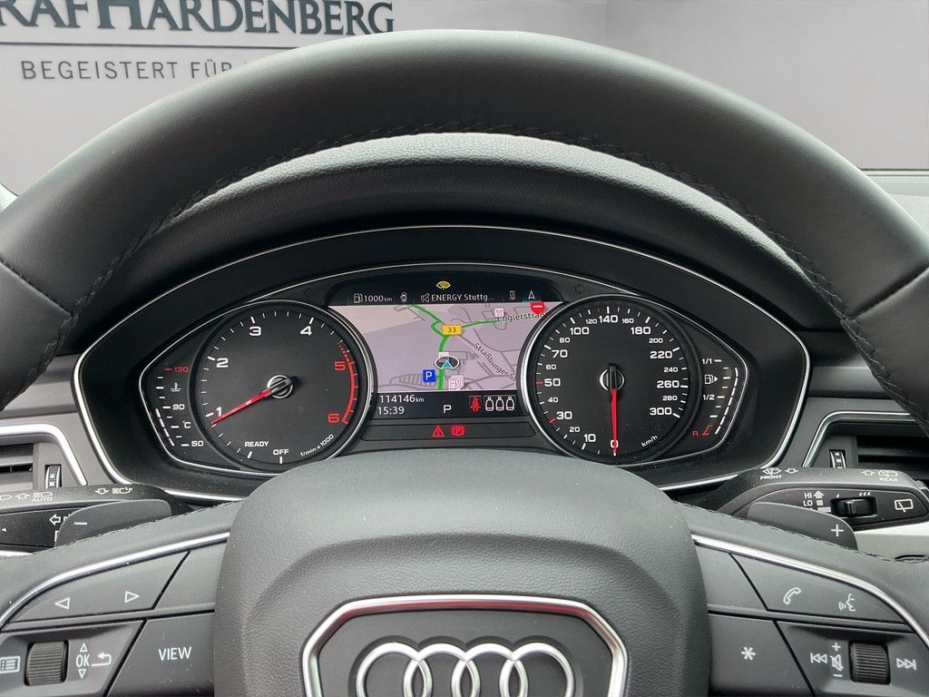 AUDI A4 2024