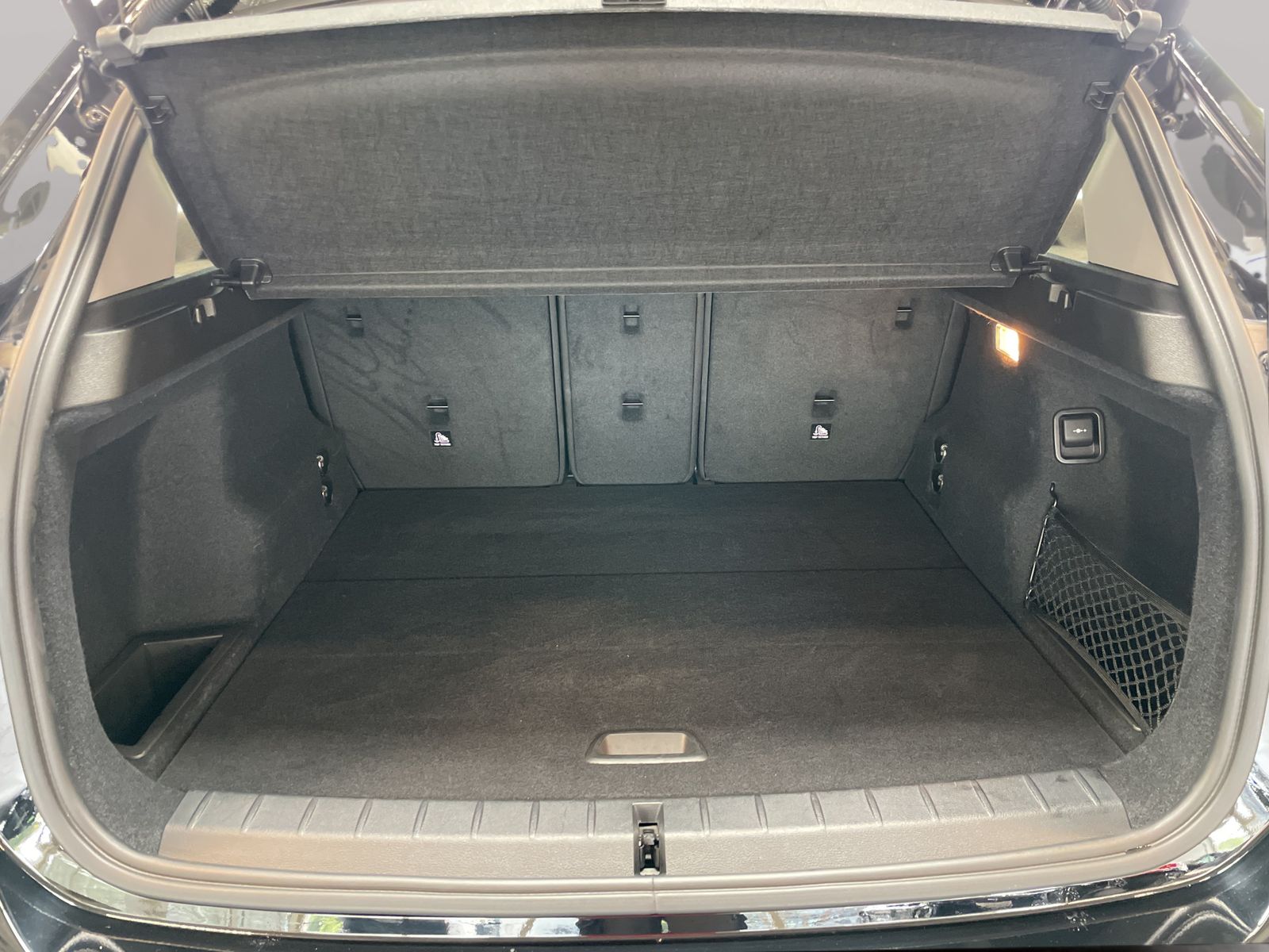 BMW X1 sDrive18d Navi Parkassist Sportsitze LED foto 13