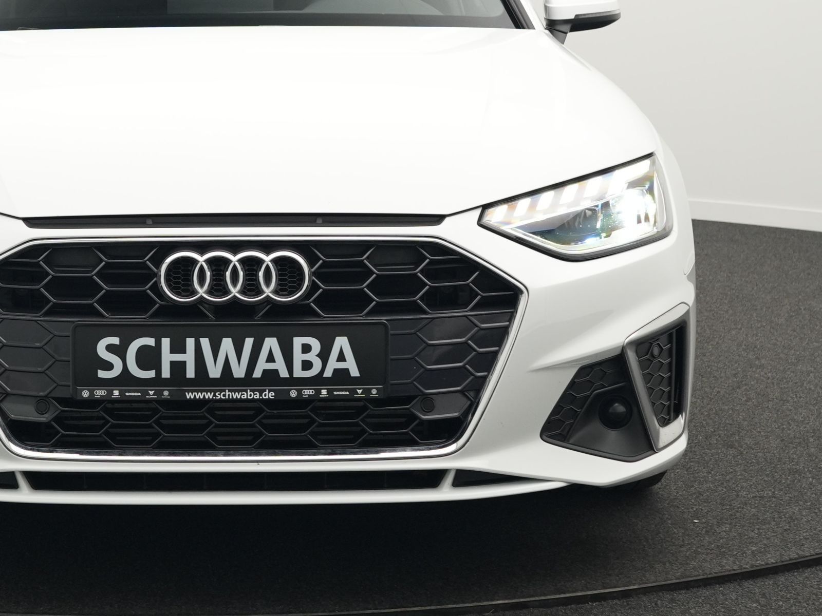 Audi A4 - Bild 35