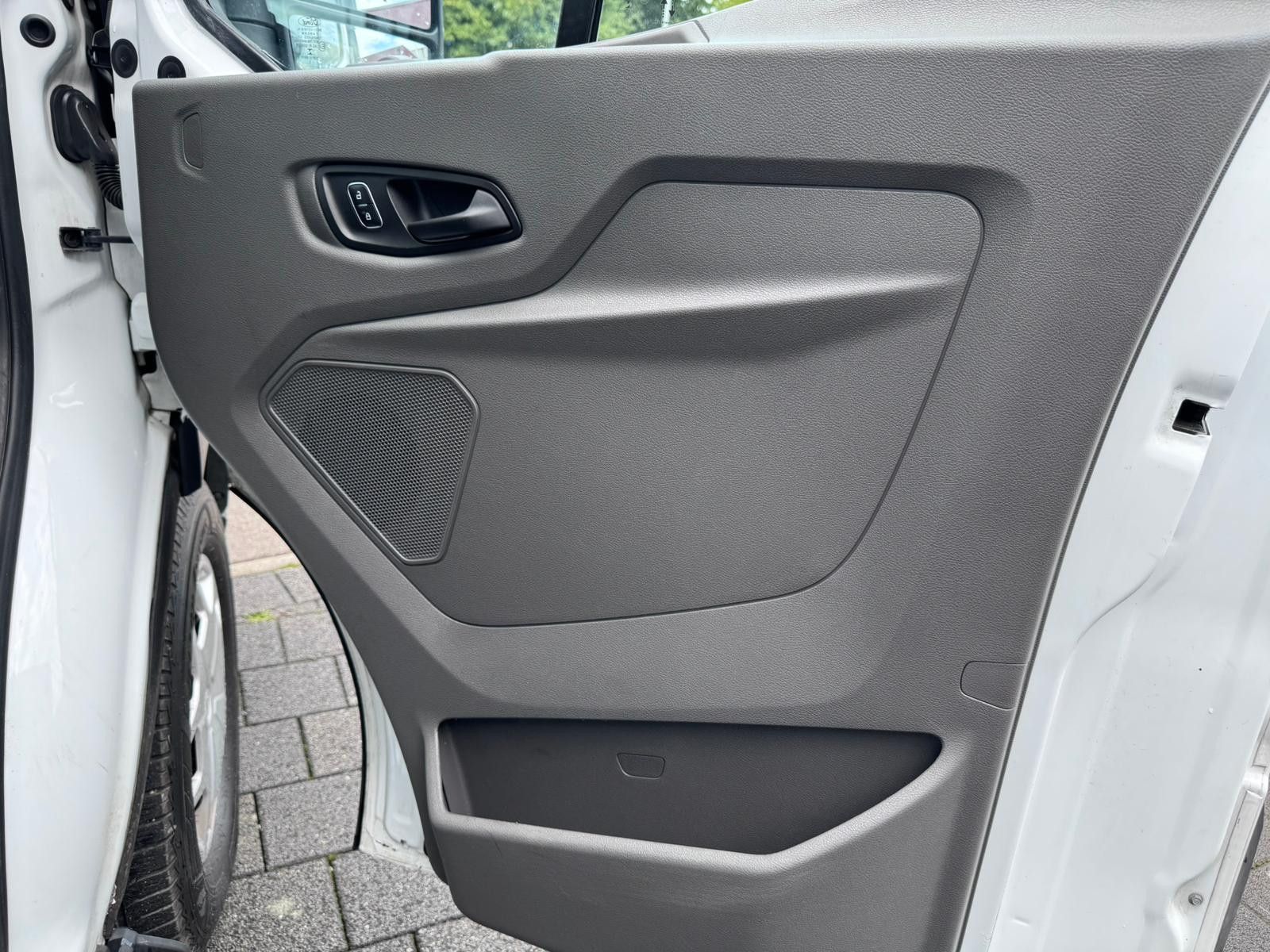 Fahrzeugabbildung Ford Transit 350 L3H3 Trend*AHK*TEMPO*KLIMA*BI-XENON