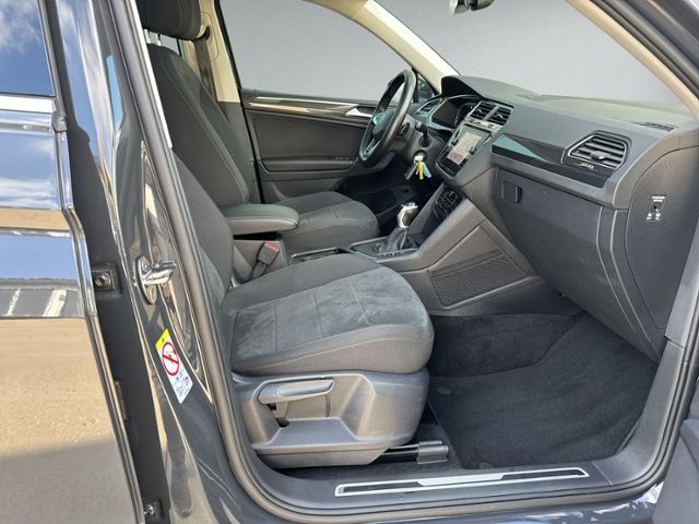 Tiguan 2.0 TDI ELEGANCE PANO+RFK+IQ.LIGHT+eHECK+