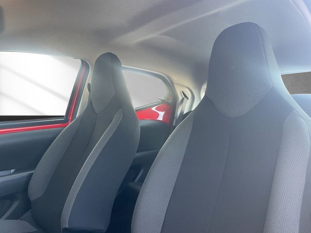 Toyota Aygo 1.0 X *DAB*ELFH*KLIMA*TEL*USB*ZV*