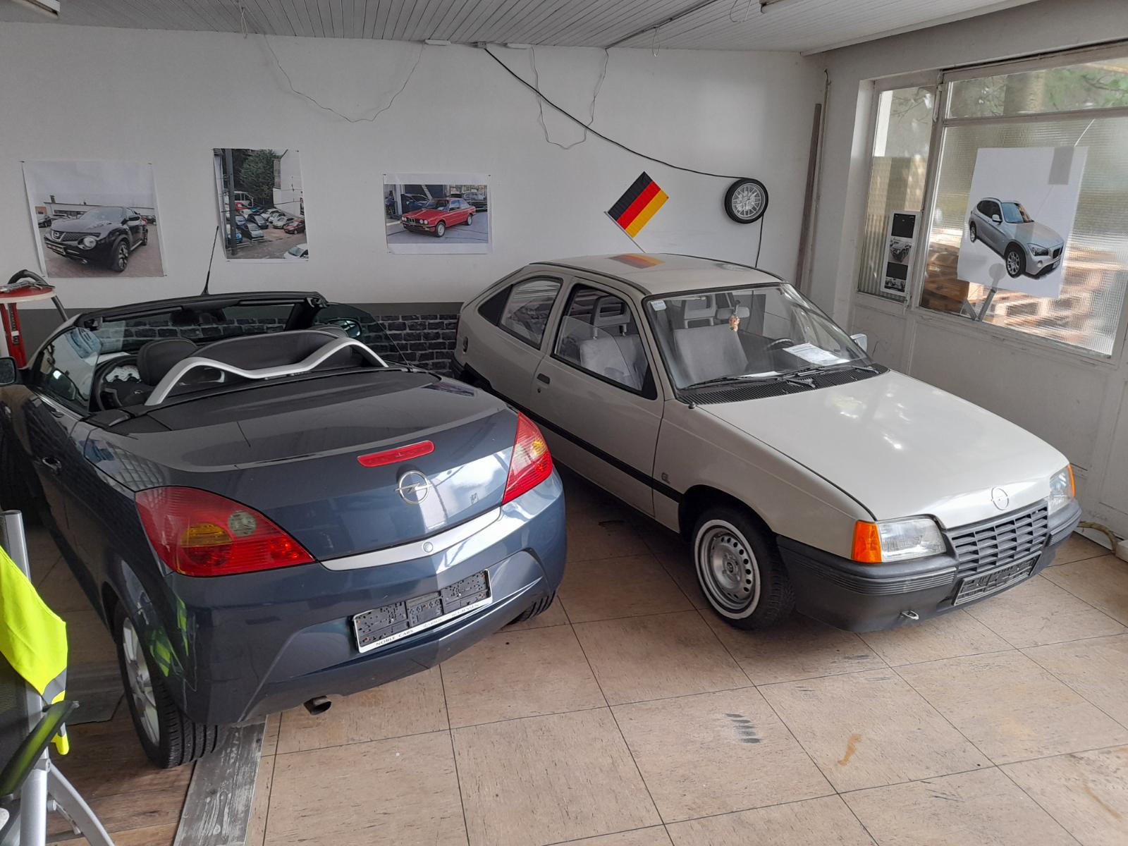 showroom-image-bottom