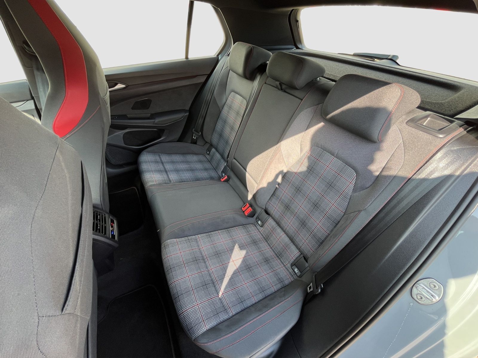 Volkswagen Golf - Bild 15