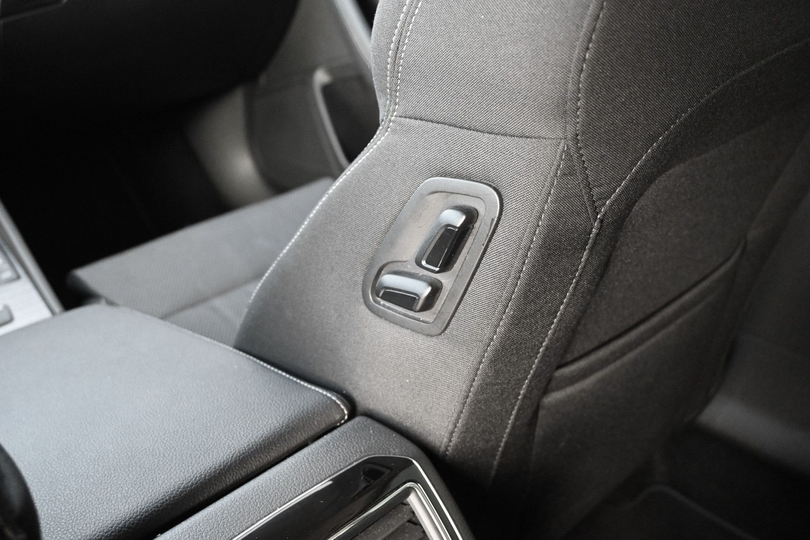 Fahrzeugabbildung SKODA Superb 1.5 TSI ACT DSG STYLE COMBI °ACC°AHK°