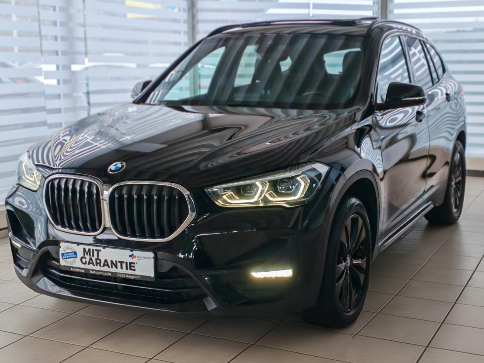 BMW X1 sD18d Sport Line PANO KAM HUD AHK HiFi