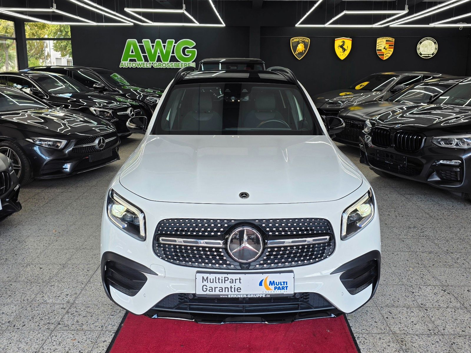 MERCEDES-BENZ GLB 250*AMG-LINE*Black-Pack*Panorama*Alcantara